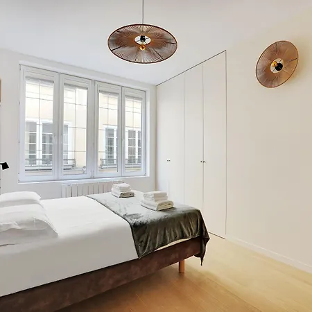 Magnificent 2 Bed Flat - Bastille-st Antoine - Mobility Lease Παρίσι