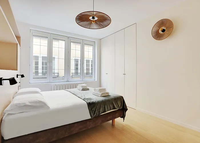 Magnificent 2 Bed Flat - Bastille-st Antoine - Mobility Lease * פריז